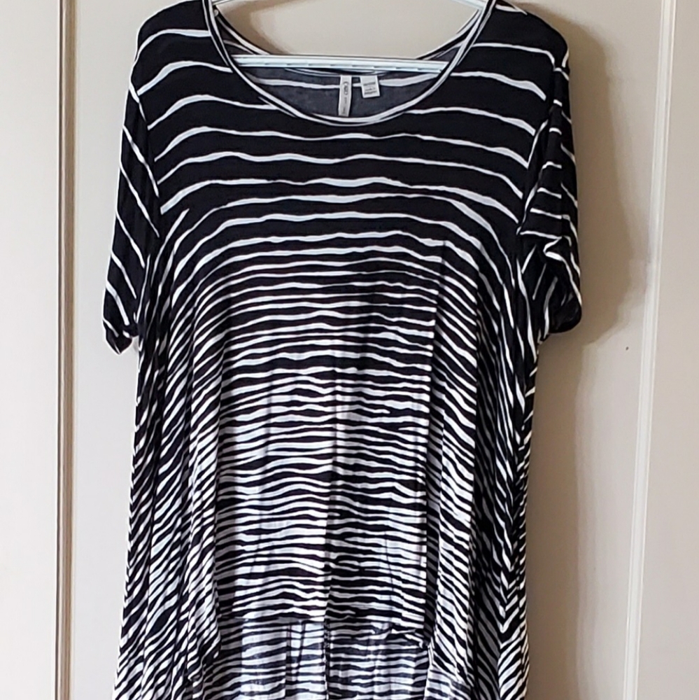 Short Sleeve Top